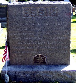 Simon Essig tombstone with Revolutionary War medallian